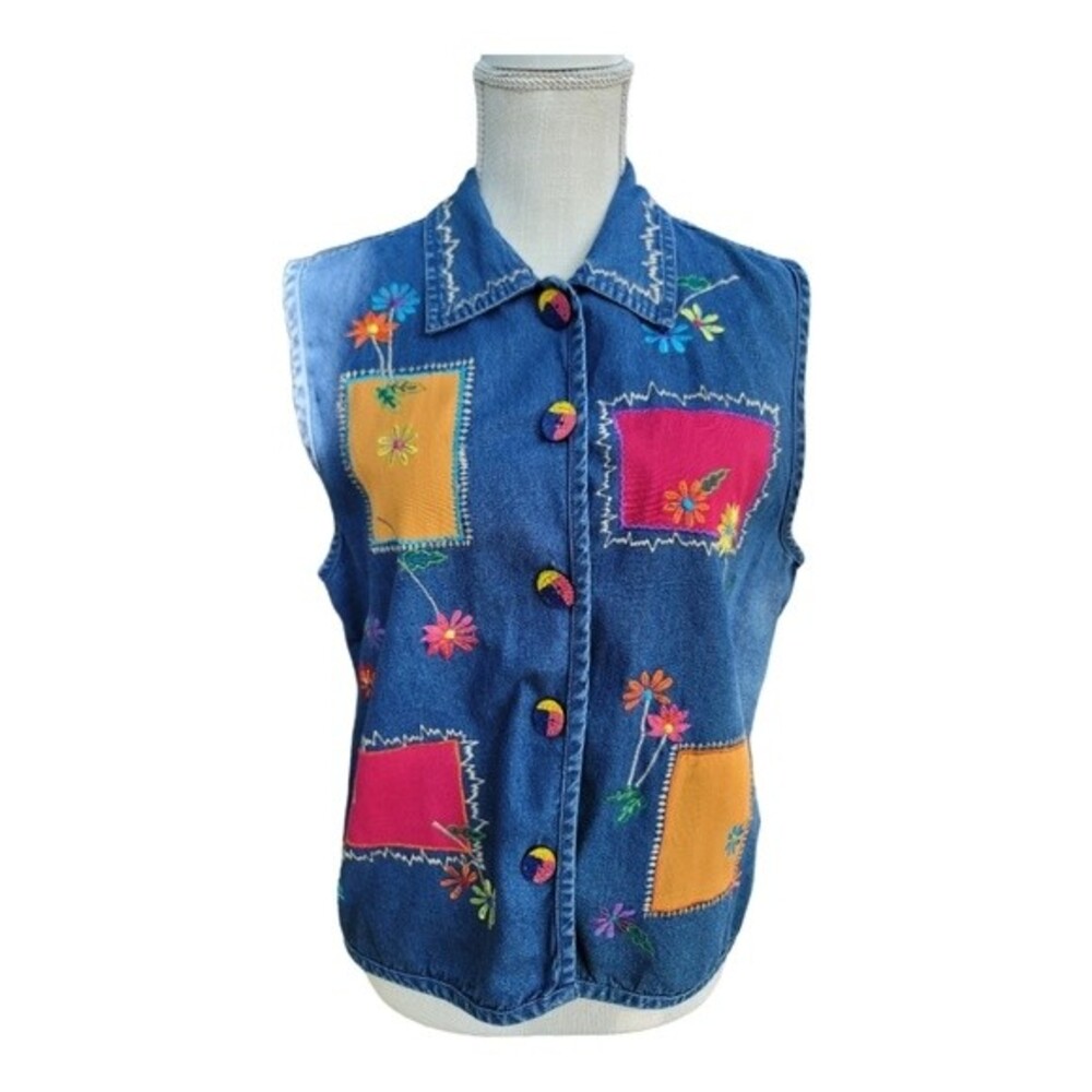 New Direction Women's Denim Shirt Sleeveless Blouse Floral Patch Blue Size L